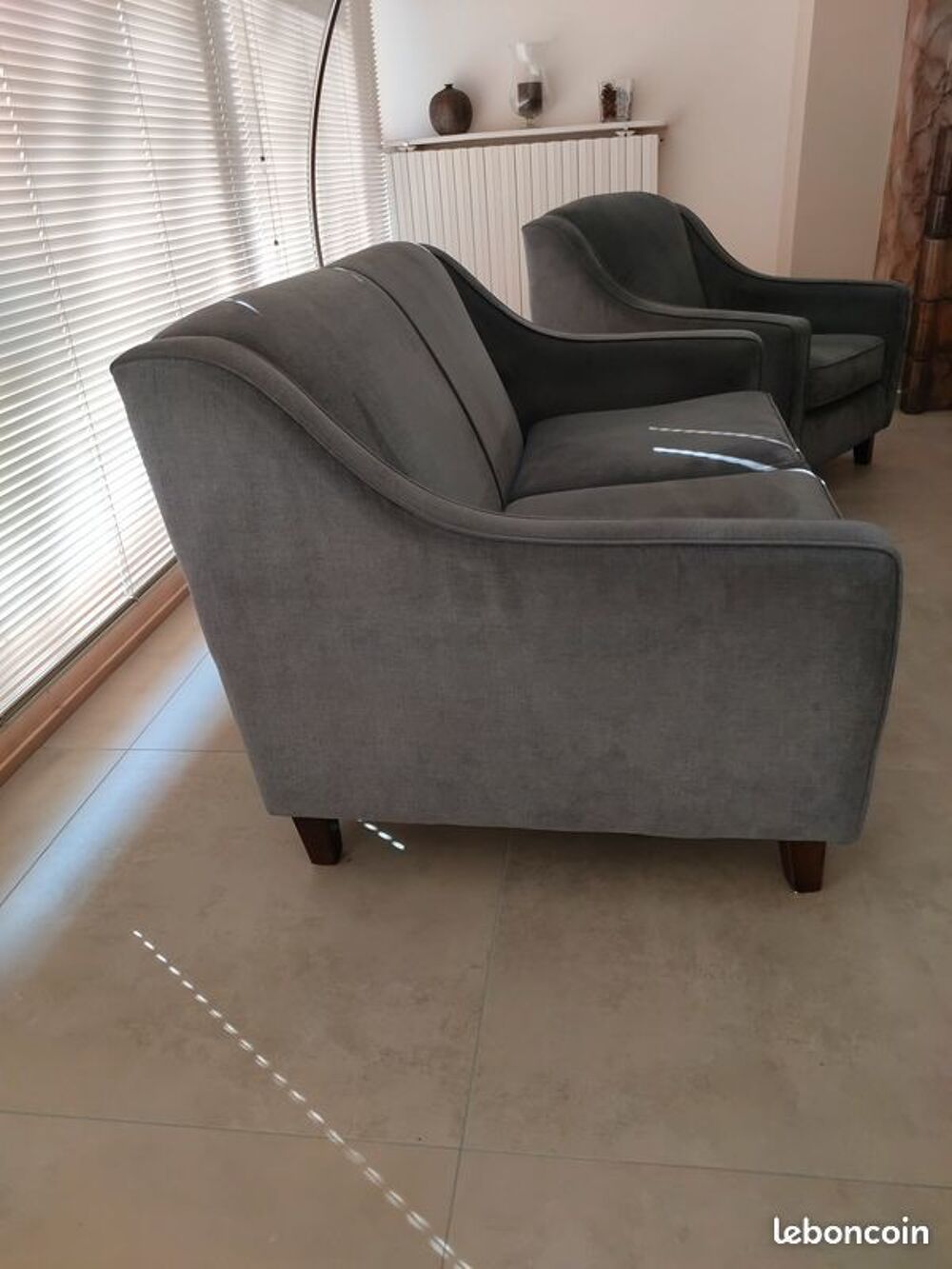 1 CANAP&Eacute; + 1 FAUTEUIL Meubles
