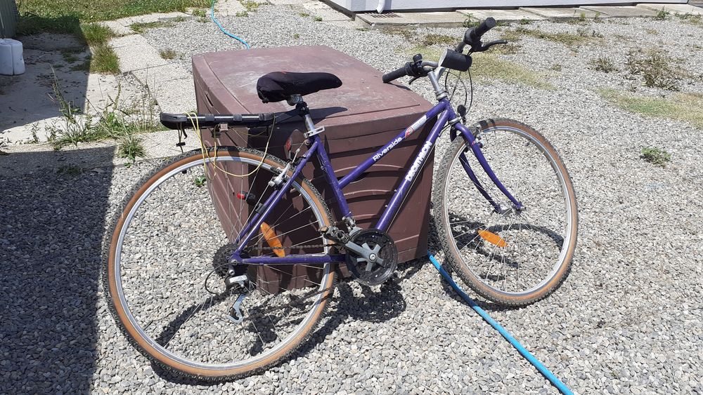 Velo decathlon riverside 300 2025