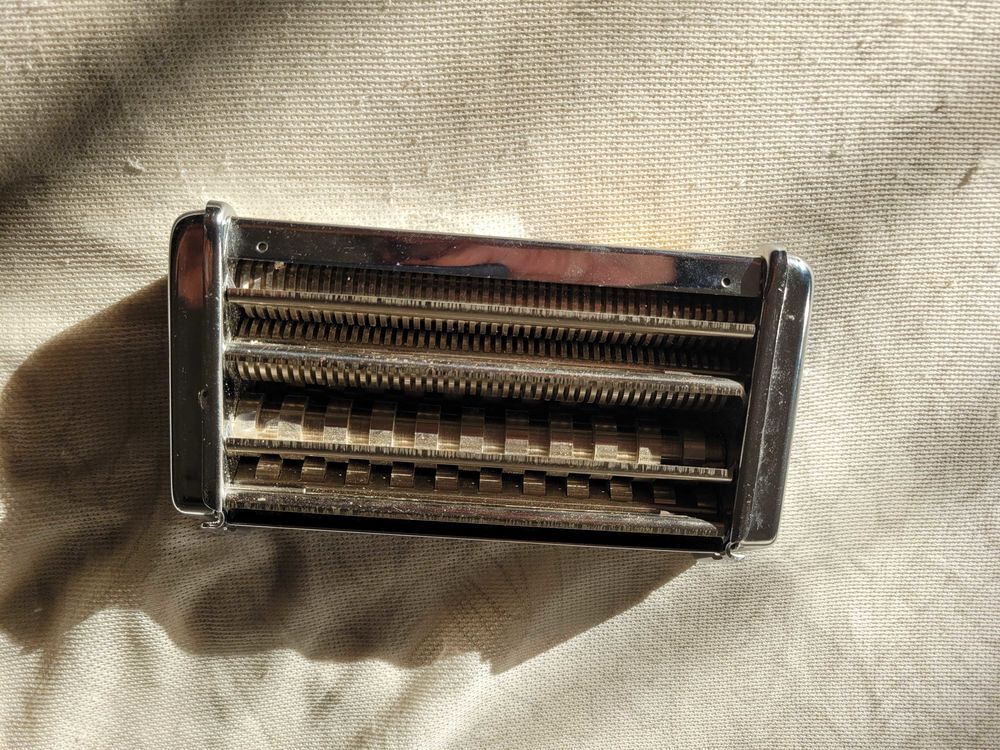appareil &agrave; faire les p&acirc;tes de collection italien marcato ann&eacute;e 1960 