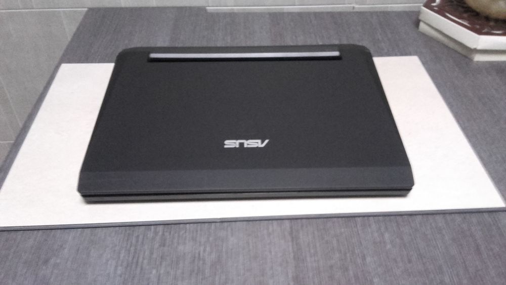 Asus Republic of Gamer Mod&egrave;le: G74SX-TZ034V. Matériel informatique