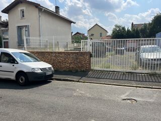 Terrain  louer 650 m