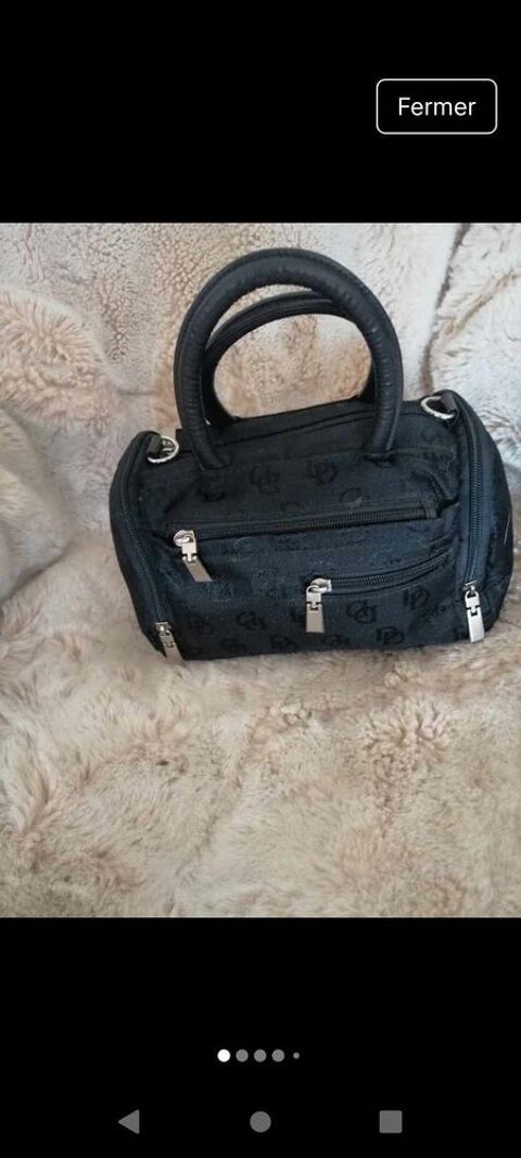 Petit Sac � Main d'occasion 1 Beaulieu-sur-Loire (45)