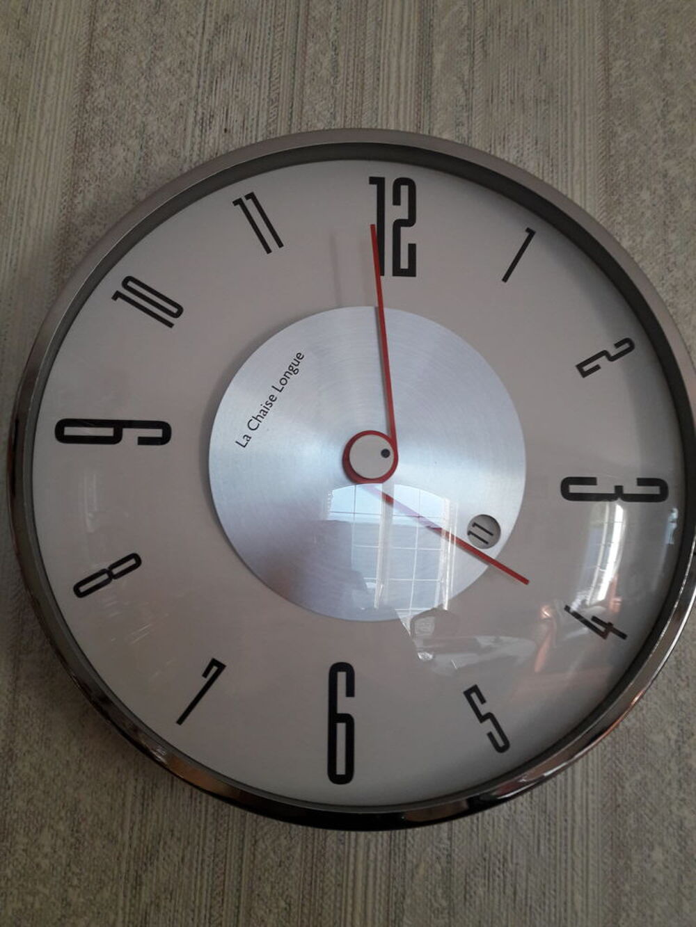 pendule : La Chaise Longue. 10 €. Electroménager