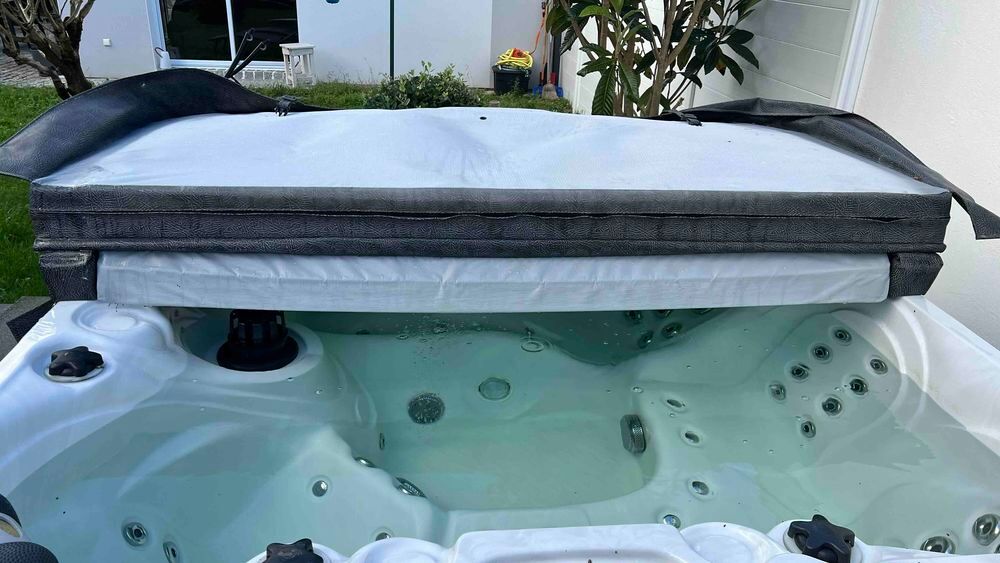 Spa Vert Oc&eacute;an 5 // 5-6 personnes - bonne affaire - URGENT
Sports