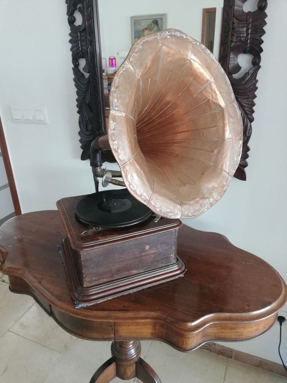 gramophone en &eacute;tat de marche 
