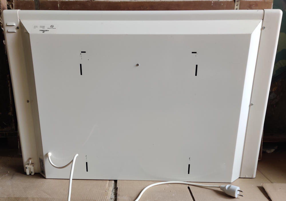 7 radiateurs Rothelec &eacute;co-&eacute;lectriques + 6 thermostats Electroménager