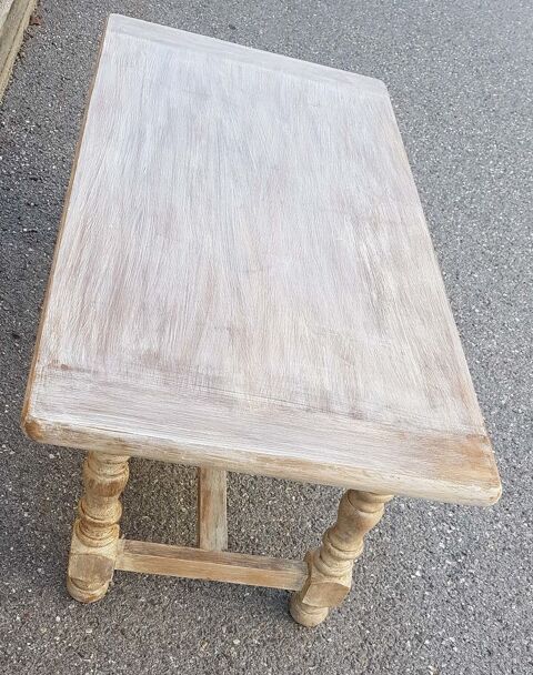 TABLE BASSE DE SALON EN BOIS MASSIF SCULPTEE 50 Peyroules (04)