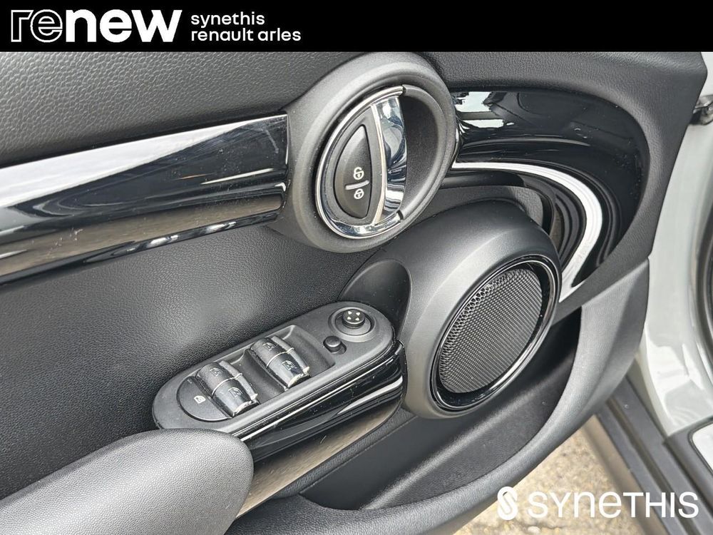 Cooper Hatch 5 Portes One 102 ch BVA7 Edition Greenwich 2021 occasion 13200 Arles