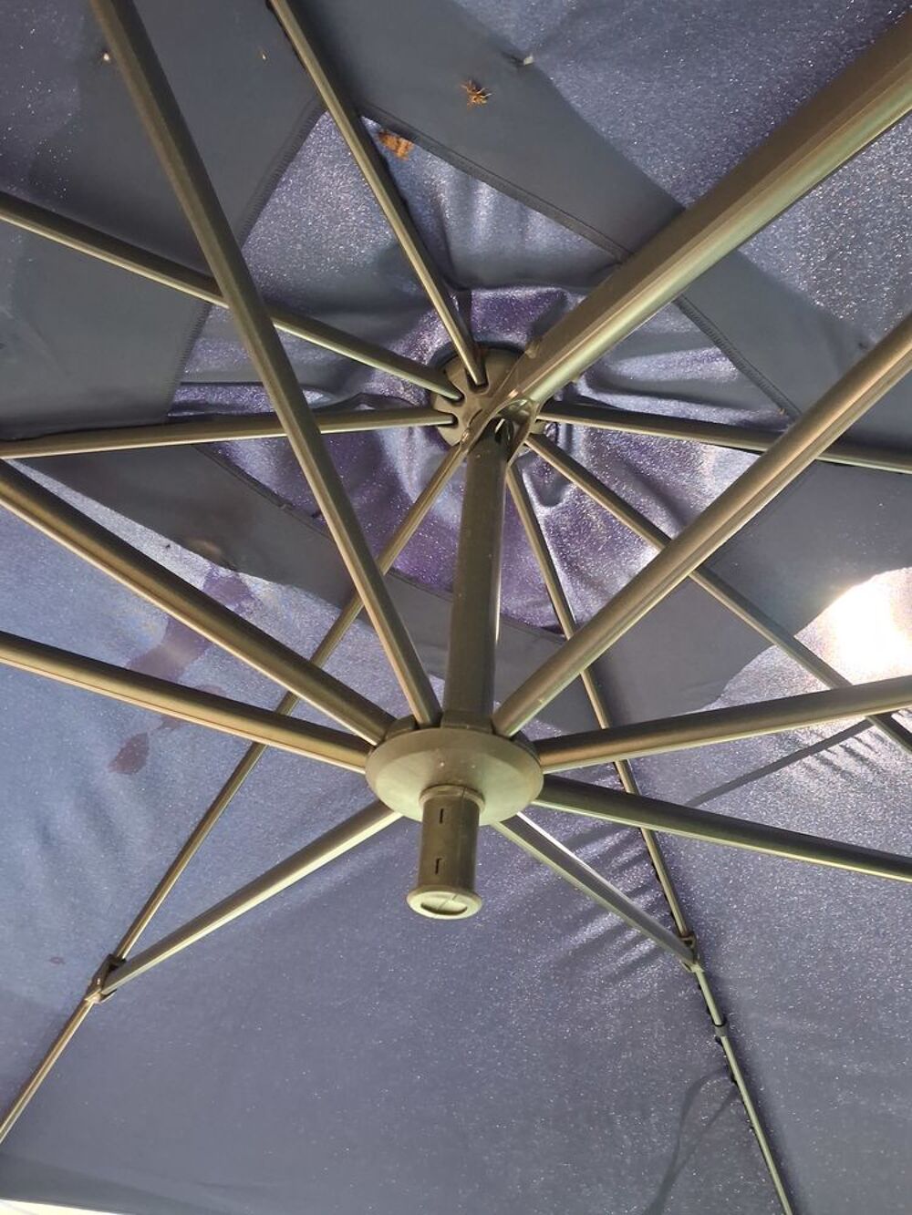 Parasol d&eacute;port&eacute; Jardin