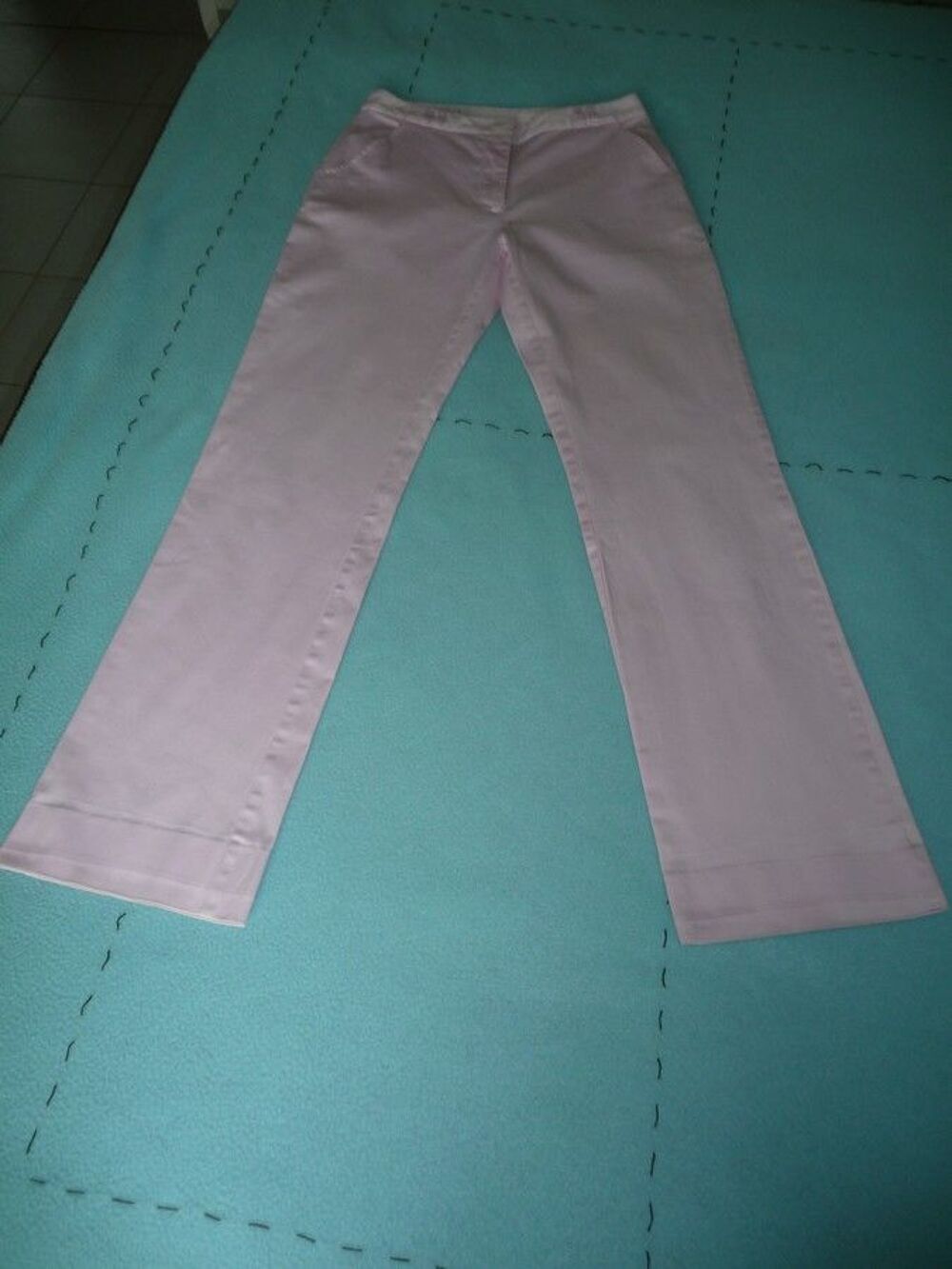 Pantalon joli rose taille 36 Vêtements