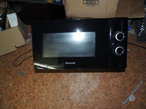 four micro onde 45 Sucy-en-Brie (94)