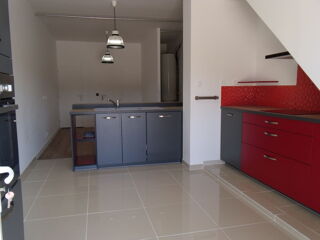  Maison 8 pi�ces 214 m� Nailly