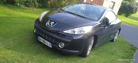 Peugeot 207 CC 1.6 HDi 16V 110ch FAP BLUE LION Féline 2008 occasion Bayet 03500