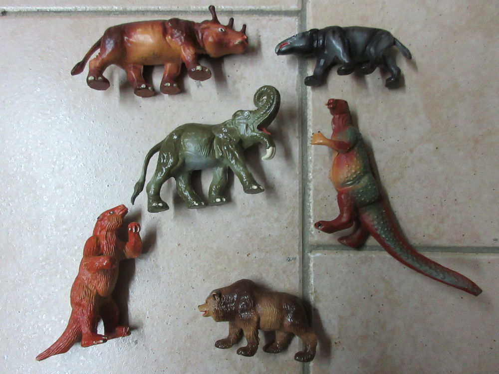 Figurines STARLUX 