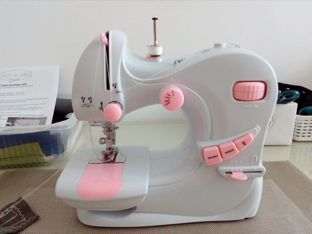 MACHINE &agrave; coudre pour d&eacute;butante ! enfant ! Jeux / jouets