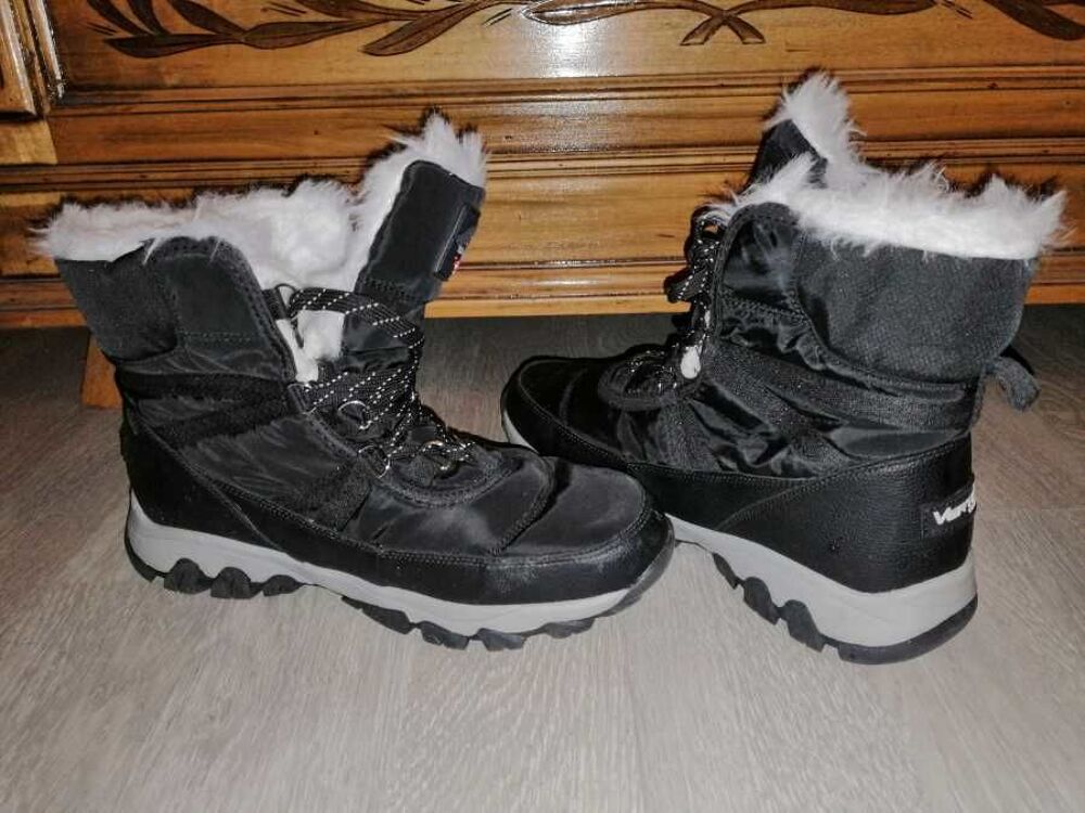 Boots T. 40 fourr&eacute;s - Vertigo Alpes Chaussures