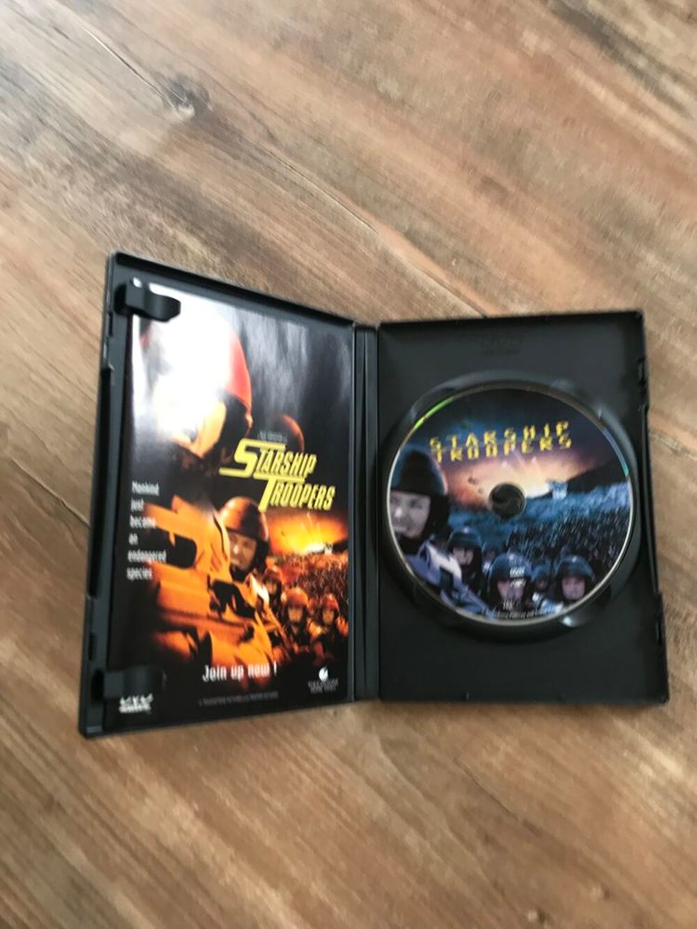 DVD Starship Troopers &eacute;dition sp&eacute;ciale DVD et blu-ray