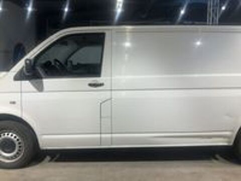 Divers Volkswagen T5 Transporter 2.5 TDI LONG 2009 occasion 44320 Saint-P&egrave;re-en-Retz