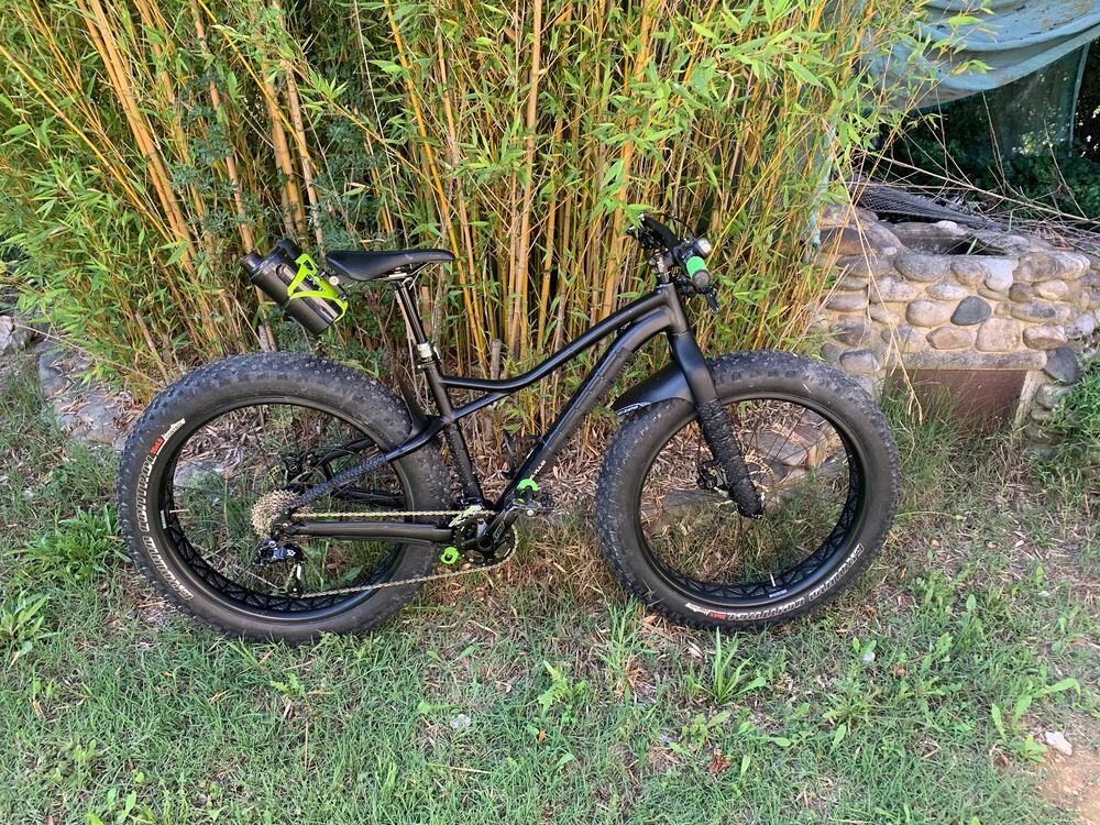 Fat bike specialized Helga comp Noir mat Vélos