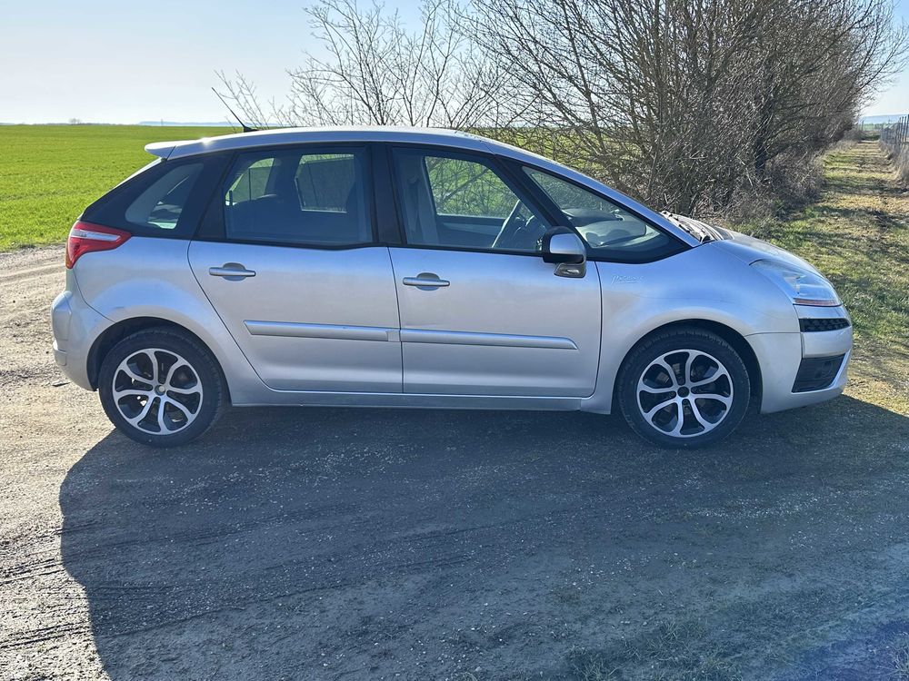 C4 Picasso C4 Aircross e-HDi 115 4x2 Confort 2010 occasion 57420 Solgne