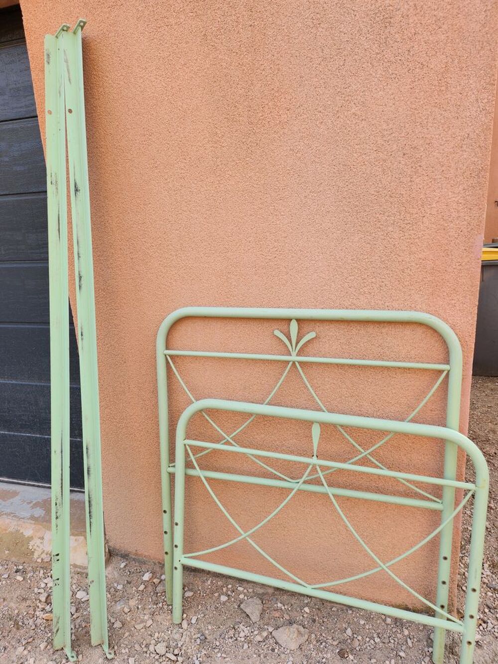 Lit enfant en fer 1 place Meubles