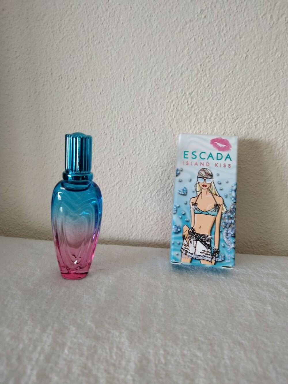 Miniature parfum Escada 