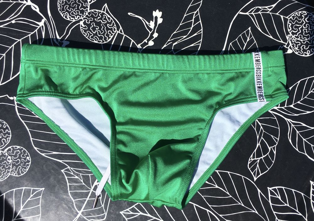 Slip ou maillot de bain Homme BIKKEMBERGS , taille S, Neuf Sports