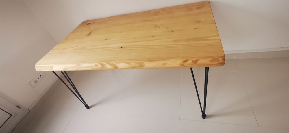 Table &agrave; manger bois massif Meubles