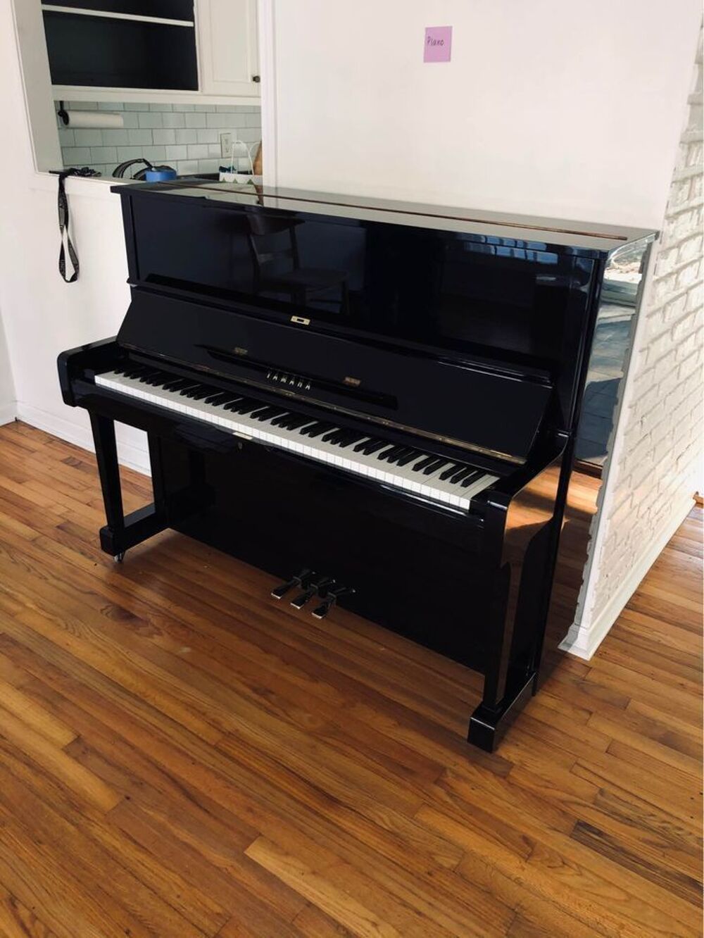 Magnifique piano droit semi/ pro Model U1 Instruments de musique
