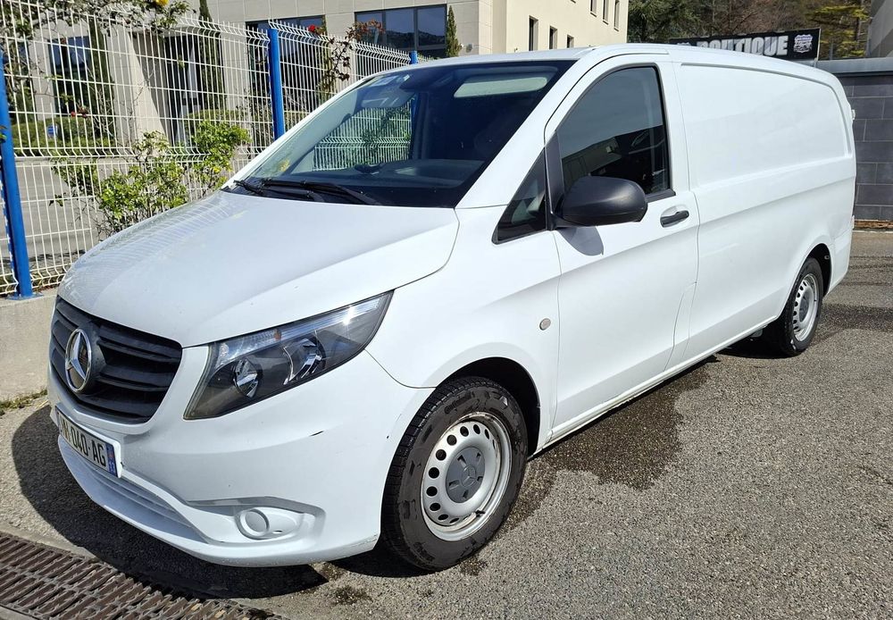 Vito VITO FOURGON 114 CDI COMPACT BVA RWD FIRST 2021 occasion 13360 Roquevaire