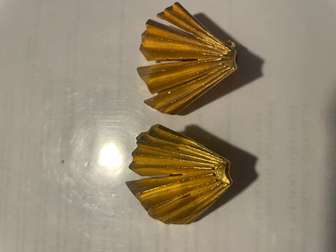 BO Clip doré feuille palmier 45 Vigneux-sur-Seine (91)
