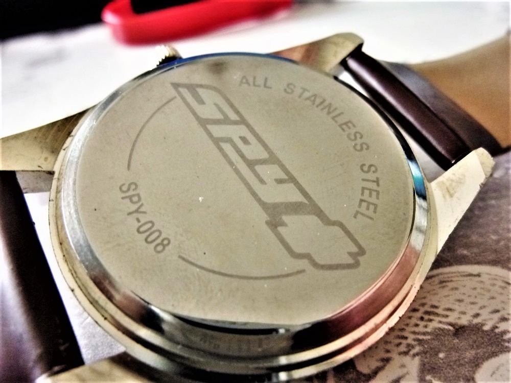 SPY montre analogique s&eacute;rie limit&eacute;e ANA0009 Bijoux et montres