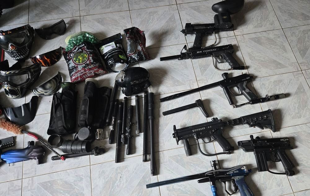 Lot : Armes de paintball. Sports