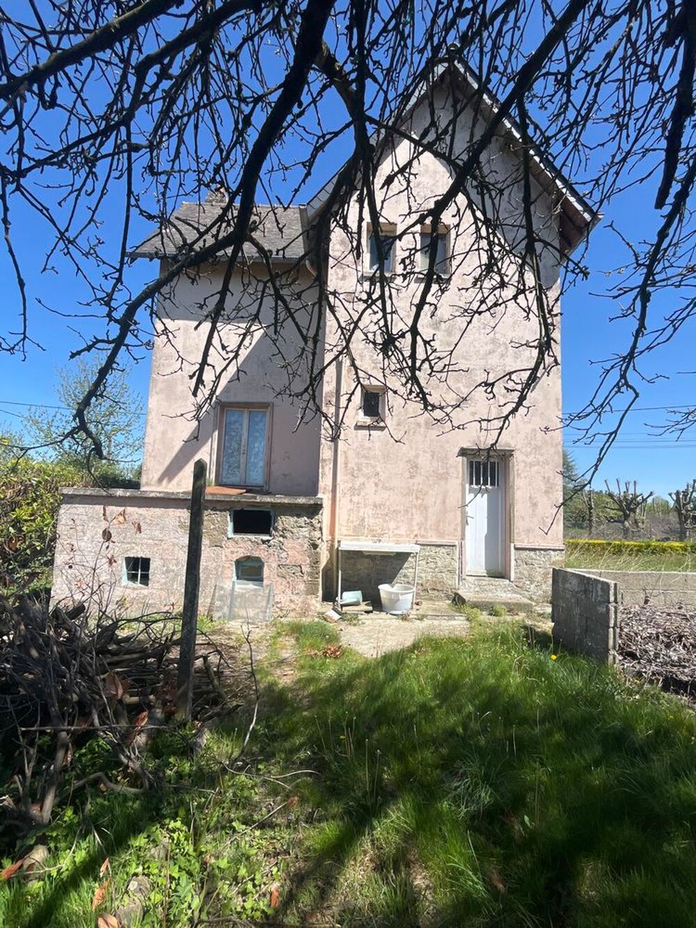 Maison 4 pièces 70 m² · à Saint-Julien · 70 m² · 68 000 €