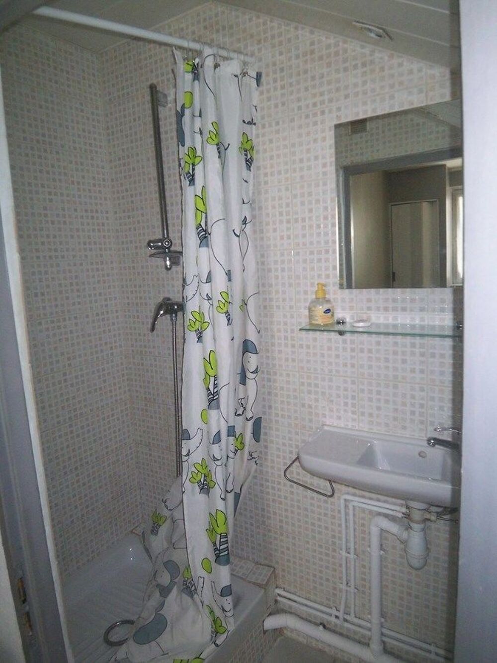 Location Appartement STUDETTE MEUBLEE entre HYERES et TOULON Toulon