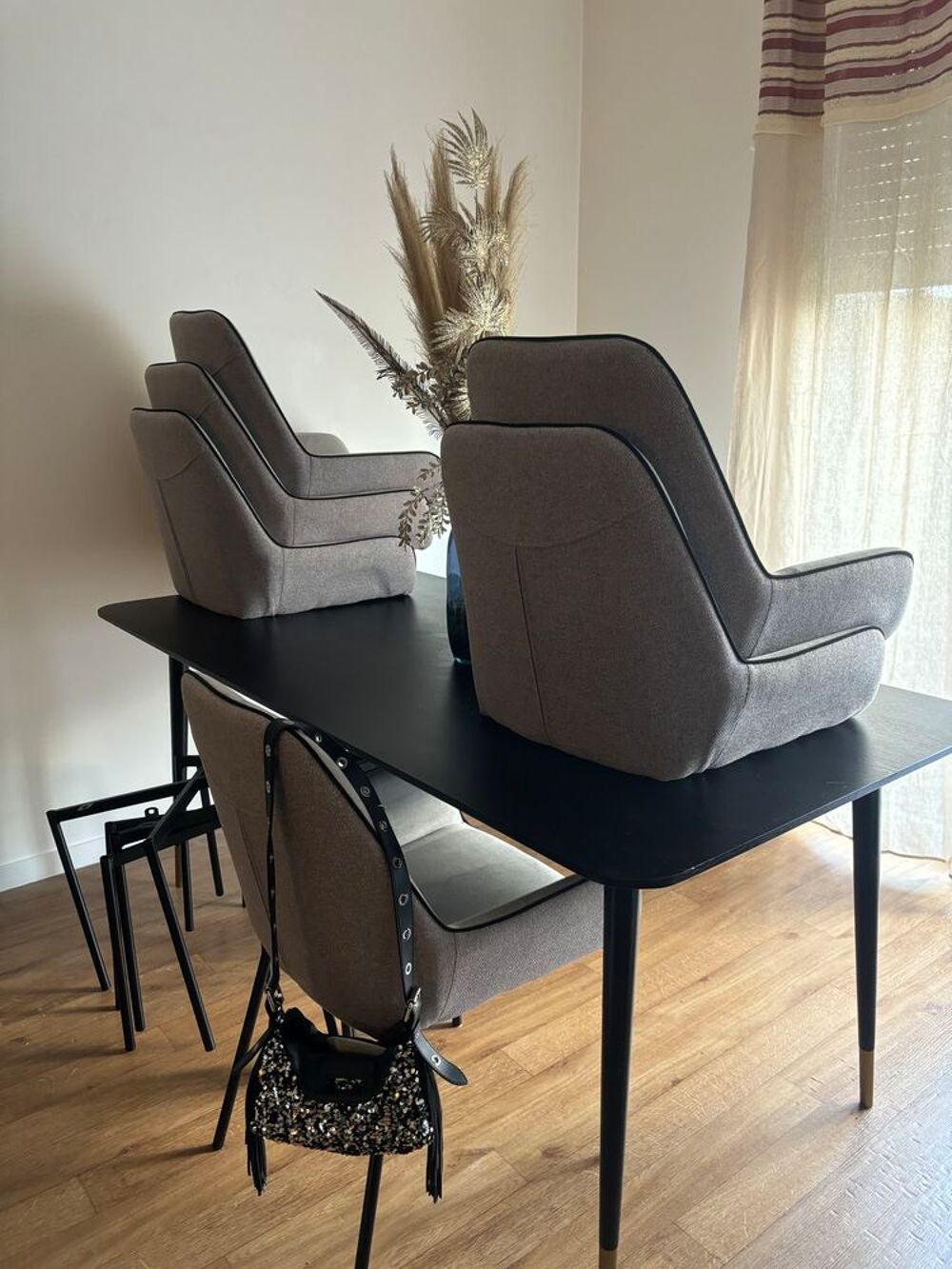 Table + chaises Meubles