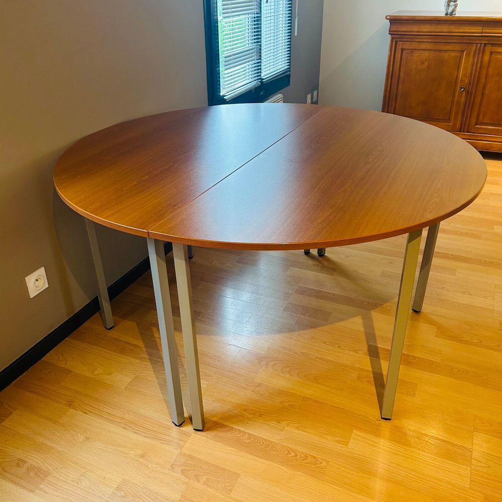 Table de r&eacute;union Meubles