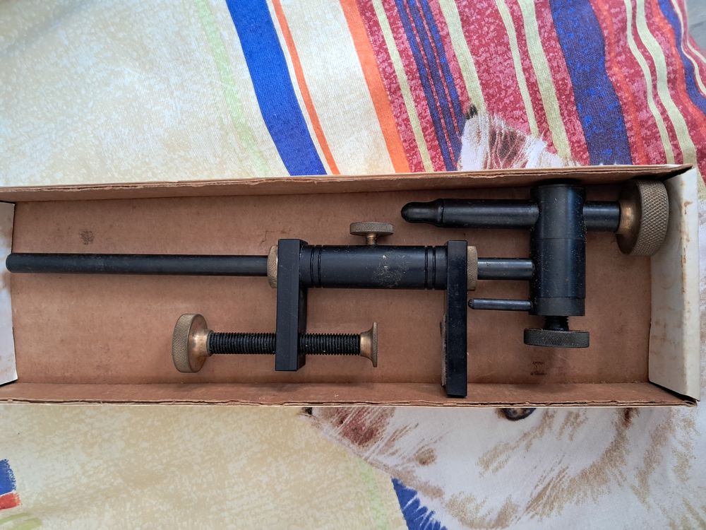 P&ecirc;che: Etau pour montage de mouches et accessoires Sports