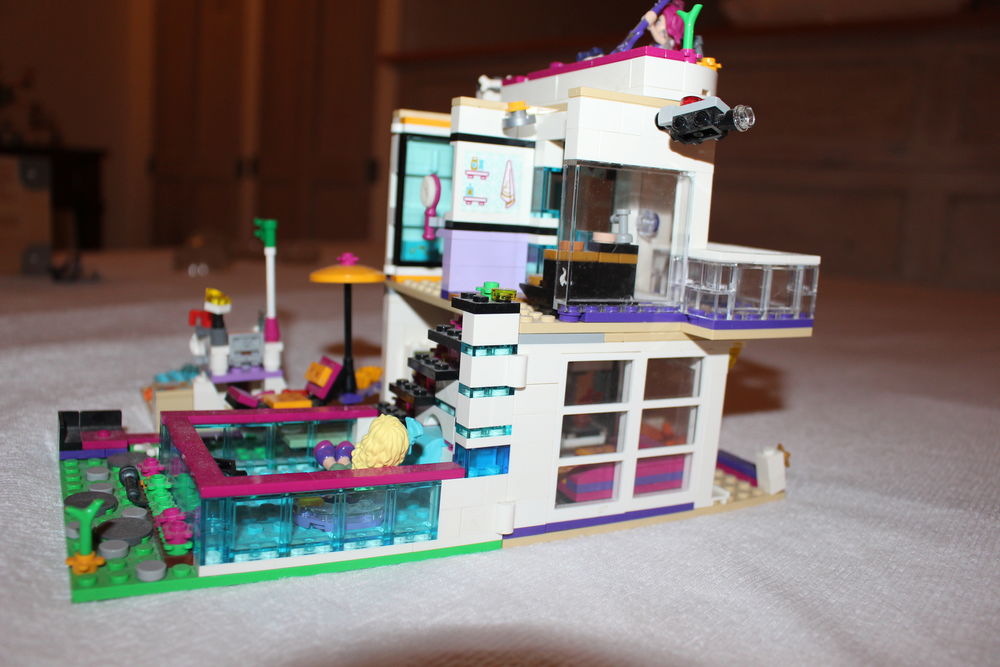LEGO - La Maison De La Pop Star Livi.
Jeux / jouets