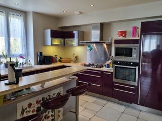  Appartement  vendre 3 pices 145 m