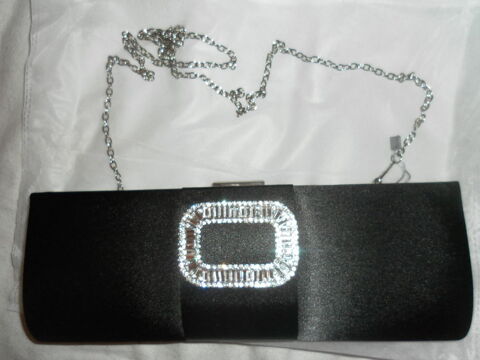 Pochette de satin noir ? neuve 49 Ch�tenay-Malabry (92)