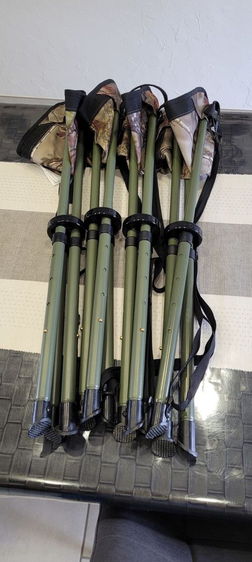 Lot de 4 Si&egrave;ges tr&eacute;pieds r&eacute;glables pliantsTreemetic SOLOGNAC Sports
