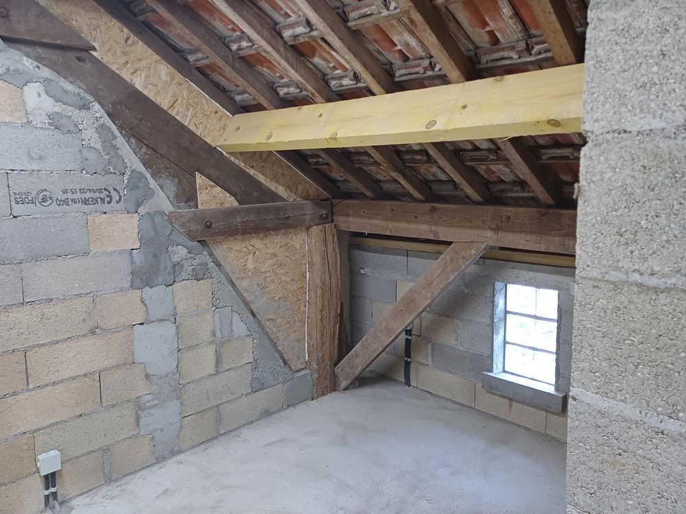Location Remise/Grange Grange stockage entrepot box dpendance + jardin Chvreville