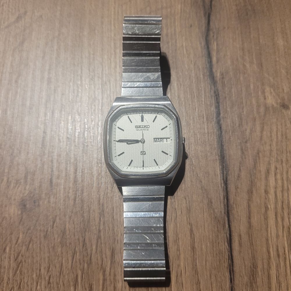 MONTRE HOMME SEIKO QUARTZ / LIP M&Eacute;CANIQUE Bijoux et montres