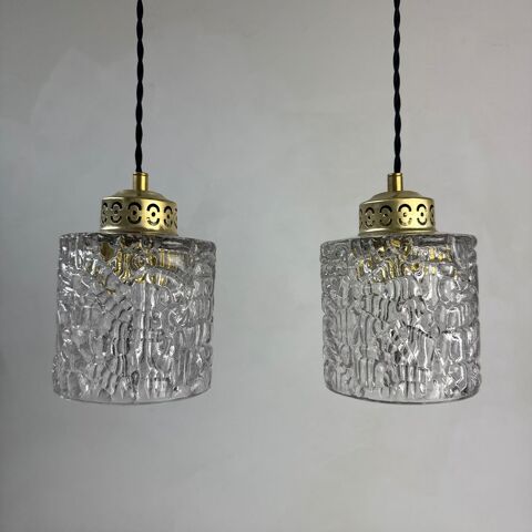 PAIRE D'ANCIENNES SUSPENSIONS EN VERRE VINTAGE
160 Lille (59)