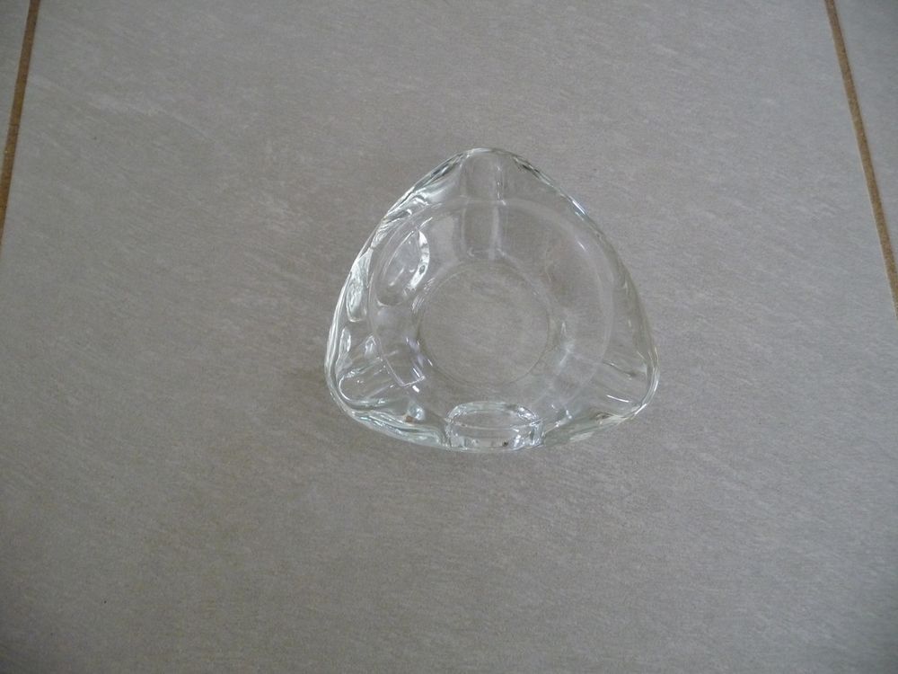 Cendrier en verre transparent - Neuf Décoration