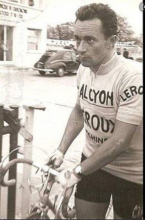 AUTOGRAPHE HASSENFORDER Roger 10 Saint-Quentin-sur-Nohain (58)