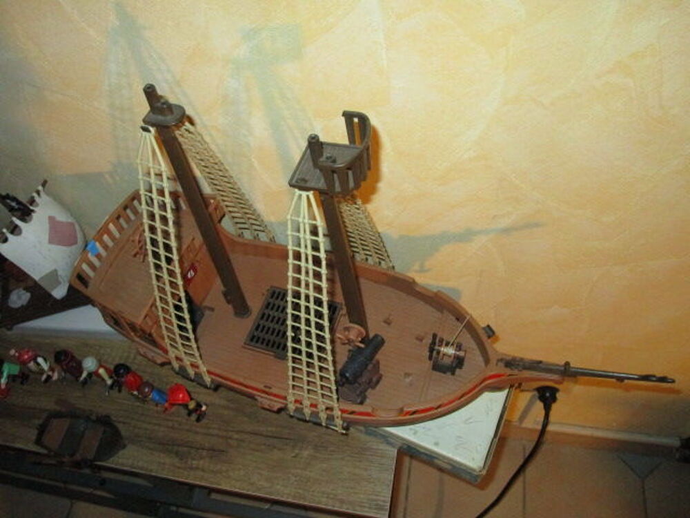 LOT VIEUX BATEAUX PIRATE PLAYMOBIL+ACCESSOIRES LOT JU28D Jeux / jouets