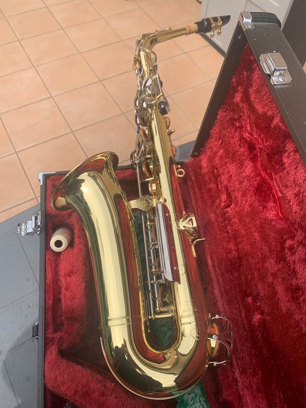 Superbe Saxophone Alto Yamaha YAS-25 Instruments de musique