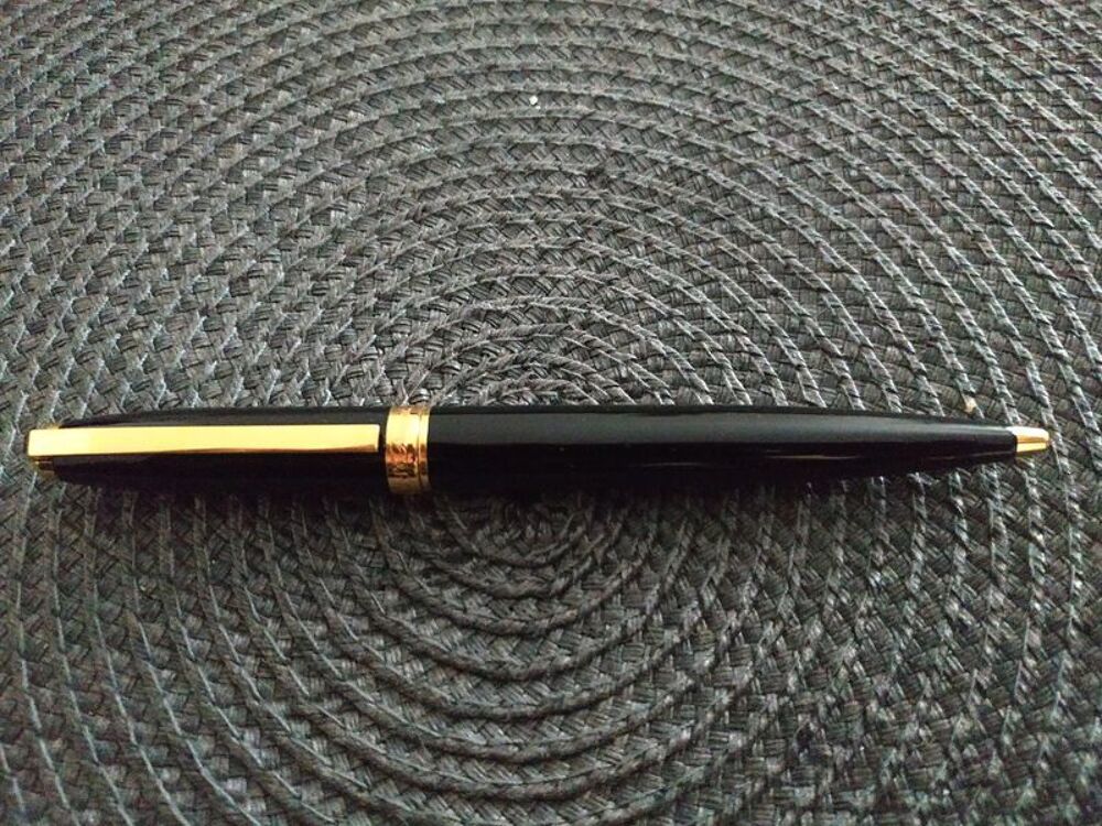 Stylo FIDELIO Noir plaqu&eacute; OR
Stylo NEUF 
